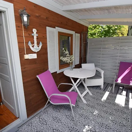 Weneda Guest house Debki